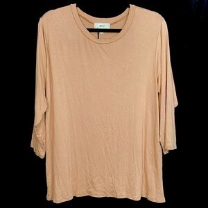NYTT Blush Pink Rayon Tee